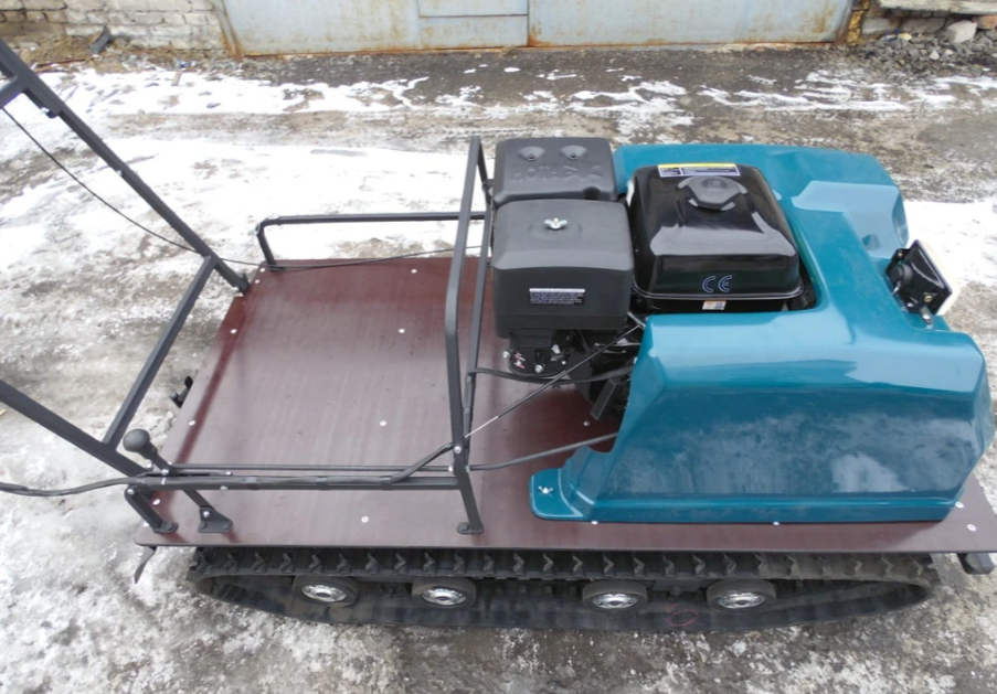 Мотобуксировщик AhtaR LR13 с реверс-вариатором Буран (задний ход) в Петропавловске-Камчатском