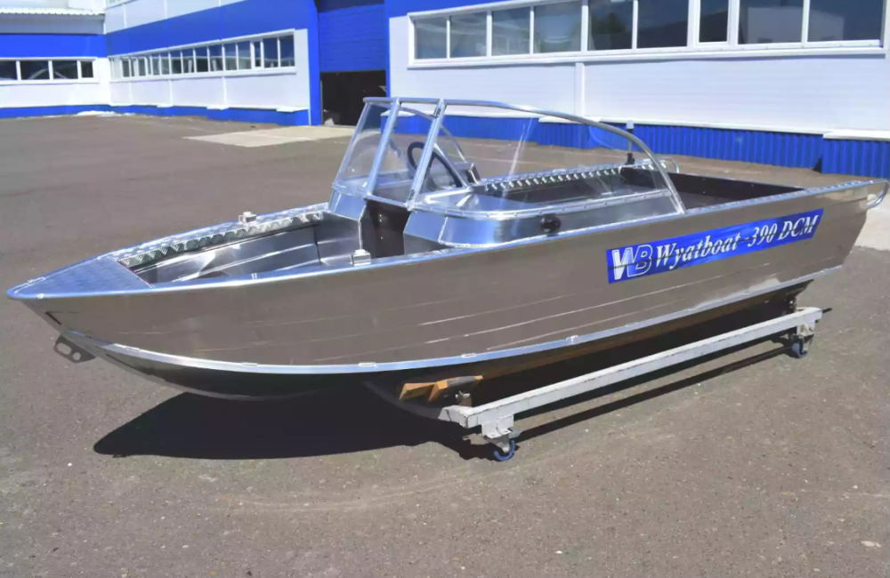 Алюминиевая лодка Wyatboat-390 DCM в Петропавловске-Камчатском