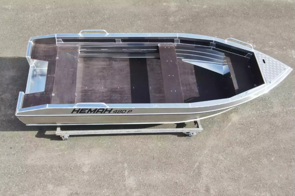 Алюминиевая лодка  Неман-480 Р в Петропавловске-Камчатском