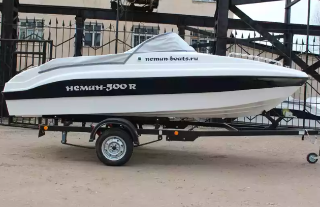 Стеклопластиковый катер Neman-500 Р в Петропавловске-Камчатском