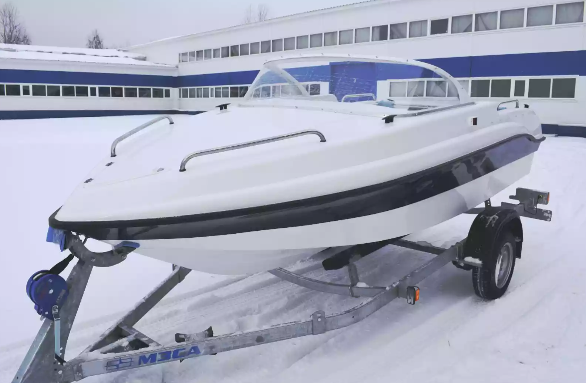 Стеклопластиковый катер Neman-450 в Петропавловске-Камчатском