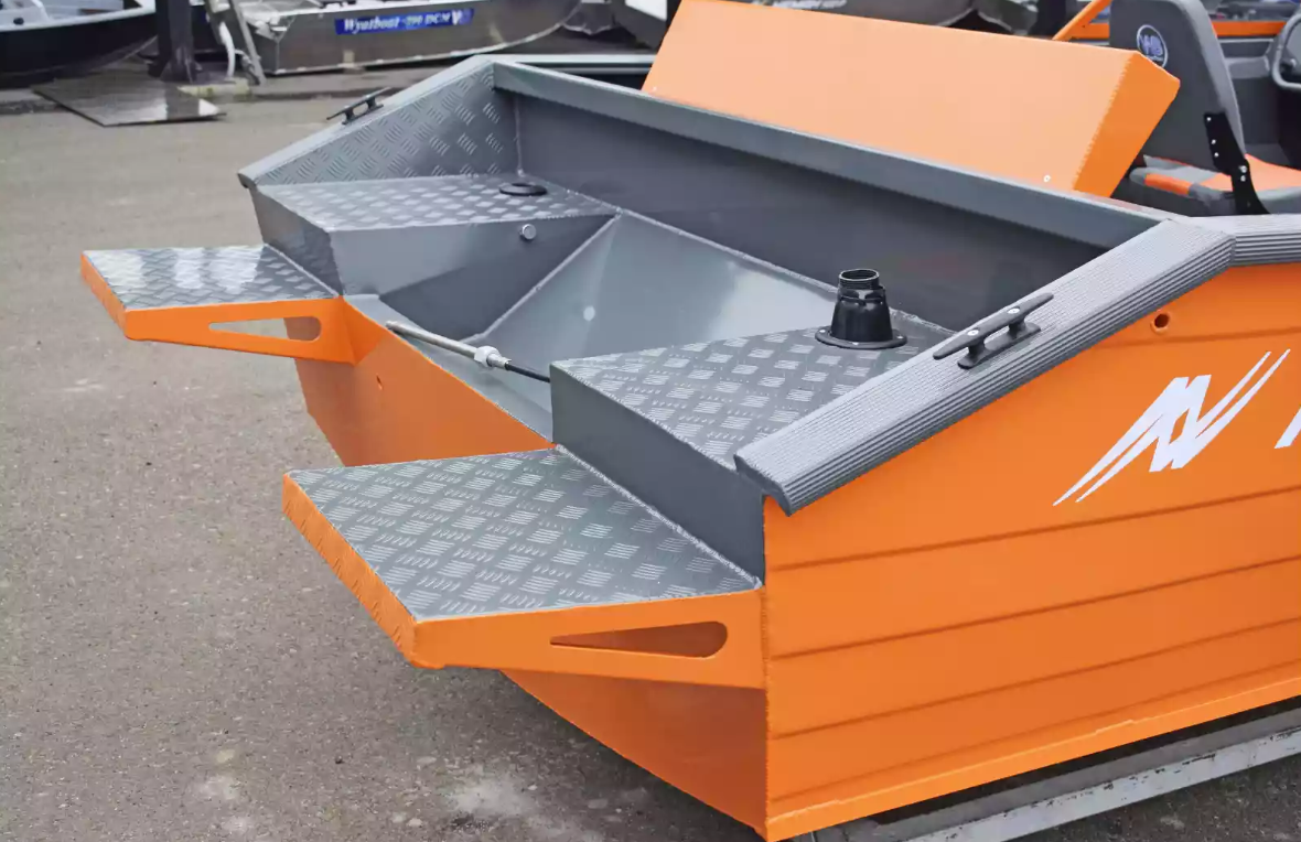 Алюминиевый катер Неман-480 DCM FISH в Петропавловске-Камчатском