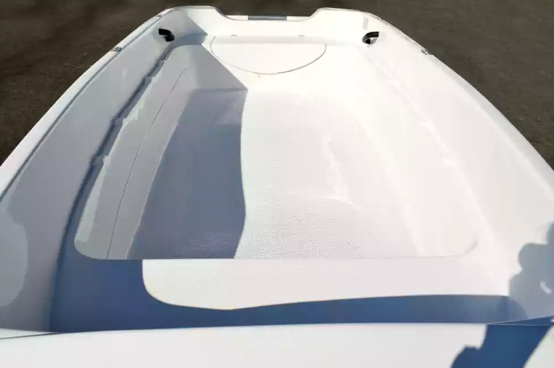 Стеклопластиковая лодка Пингвин (тримаран) в Петропавловске-Камчатском