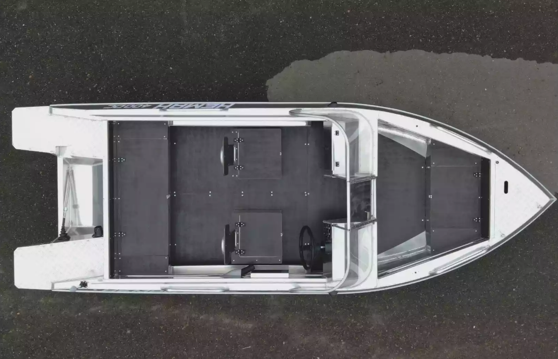 Алюминиевая лодка  Neman-400 DC в Петропавловске-Камчатском