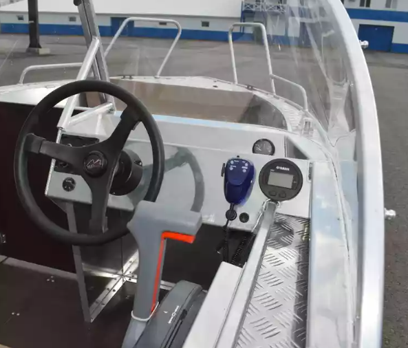 Алюминиевый катер Неман-500 DCM в Петропавловске-Камчатском