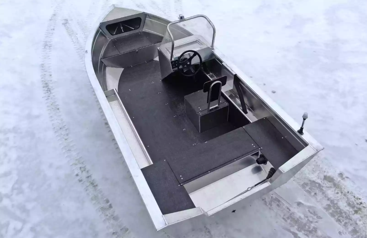 Алюминиевый катер Неман-400 С в Петропавловске-Камчатском