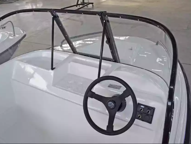 Комбинированный катер Wyatboat-430 M в Петропавловске-Камчатском