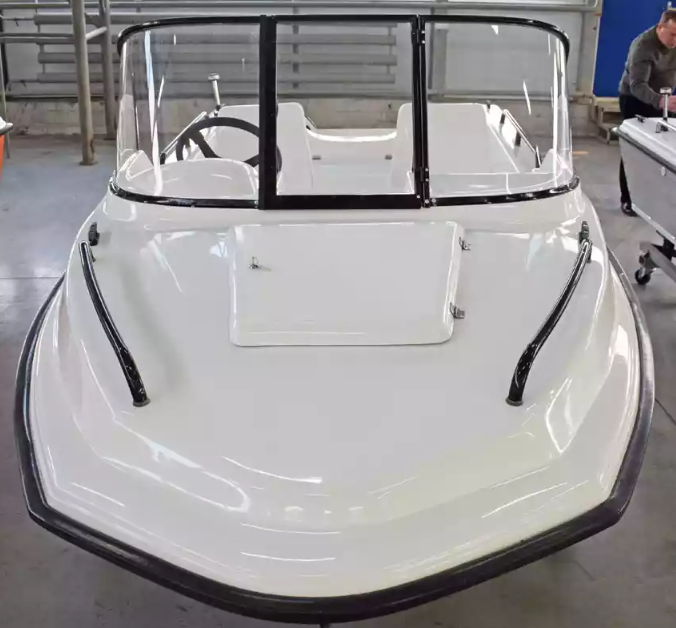 Комбинированный катер Wyatboat-430 M в Петропавловске-Камчатском