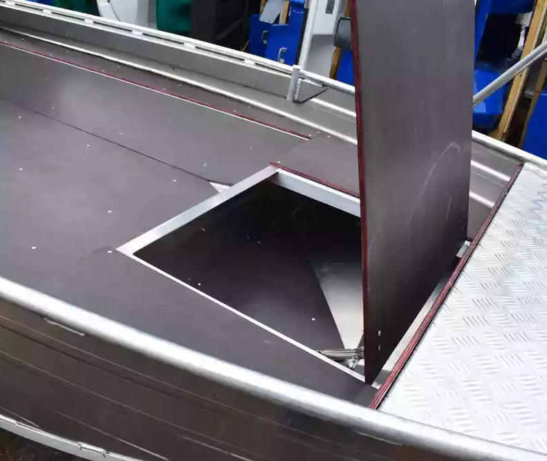 Алюминиевая лодка  Wyatboat-430 Master в Петропавловске-Камчатском