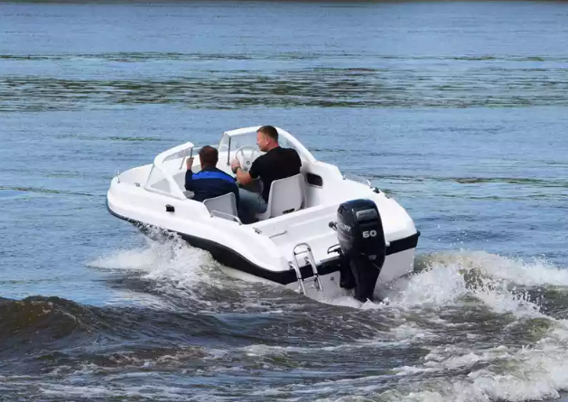 Стеклопластиковый катер Neman-450 Open в Петропавловске-Камчатском