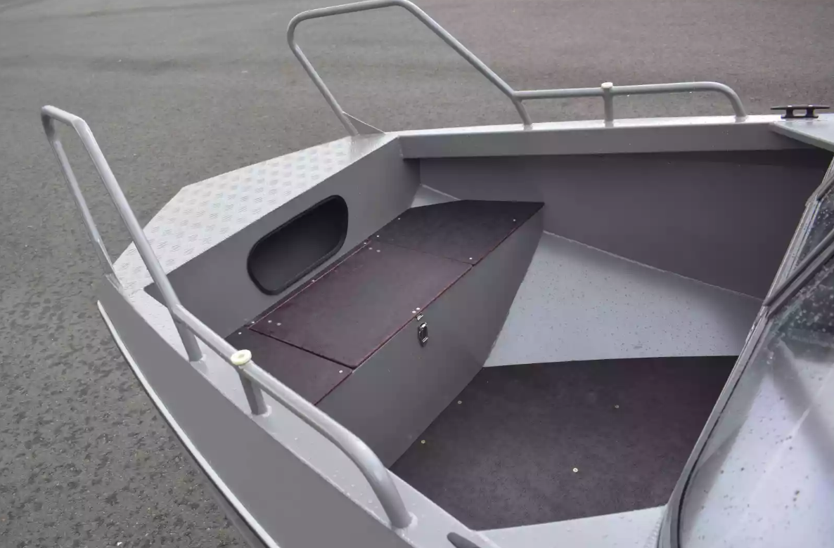 Алюминиевый катер Неман 550 DC в Петропавловске-Камчатском