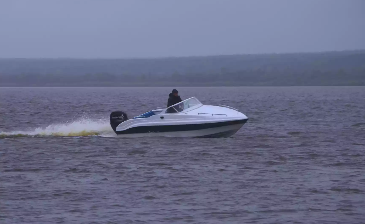 Стеклопластиковый катер Neman-500 Р в Петропавловске-Камчатском