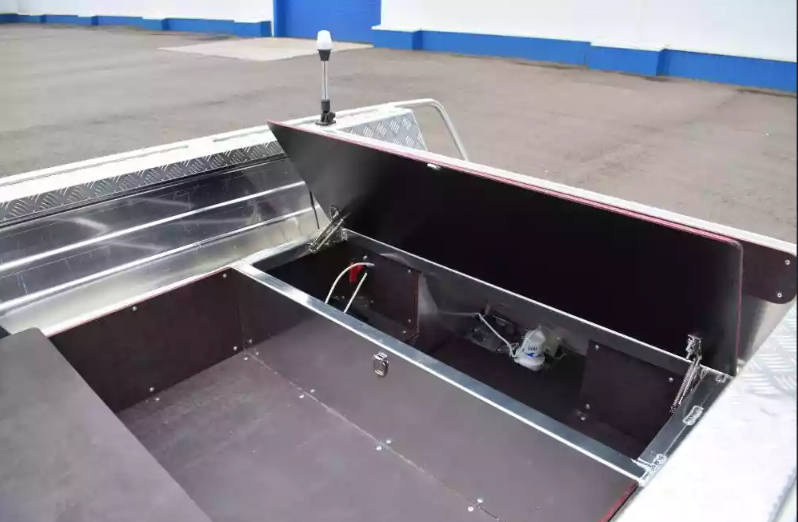Алюминиевый катер Wyatboat-390 DCM Увеличенный борт в Петропавловске-Камчатском