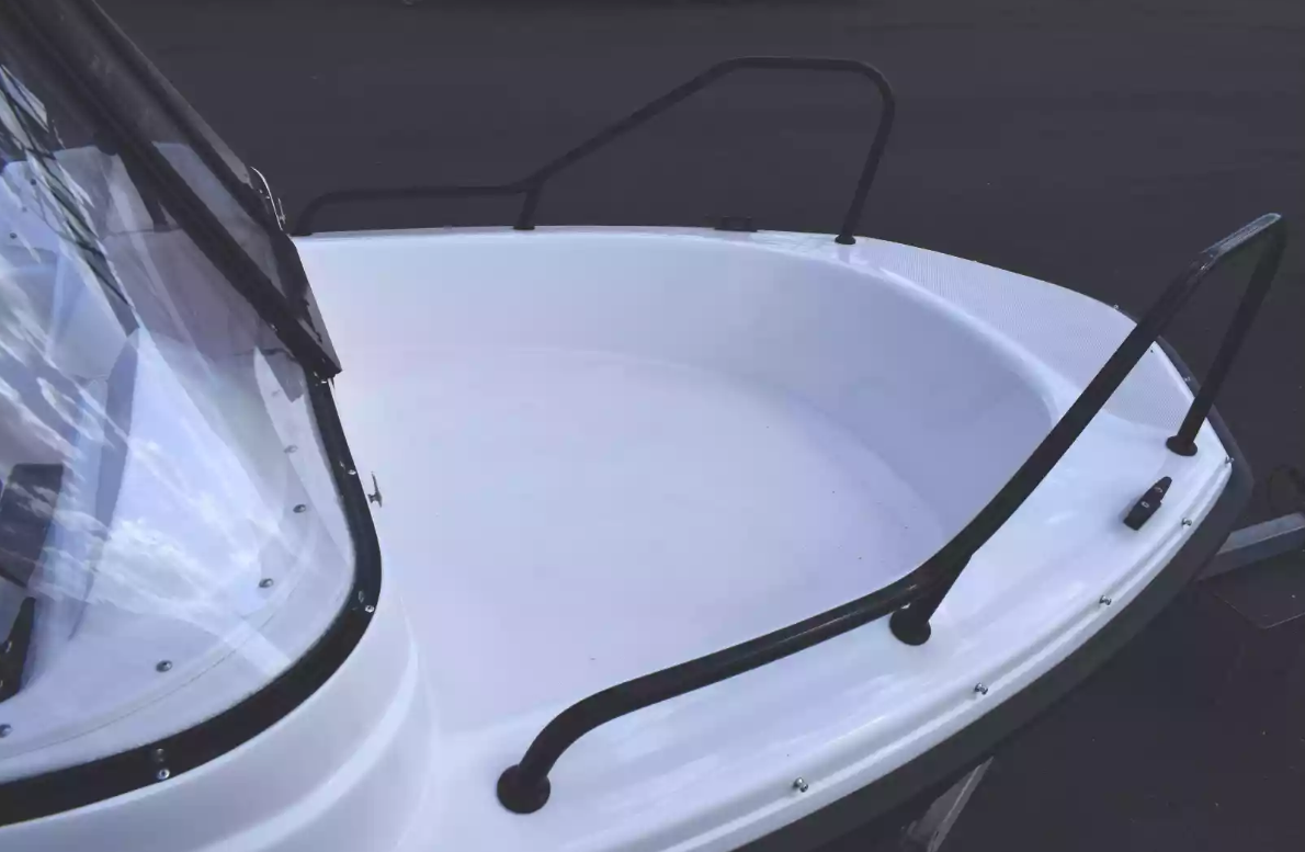 Комбинированный катер Wyatboat-430 DC в Петропавловске-Камчатском