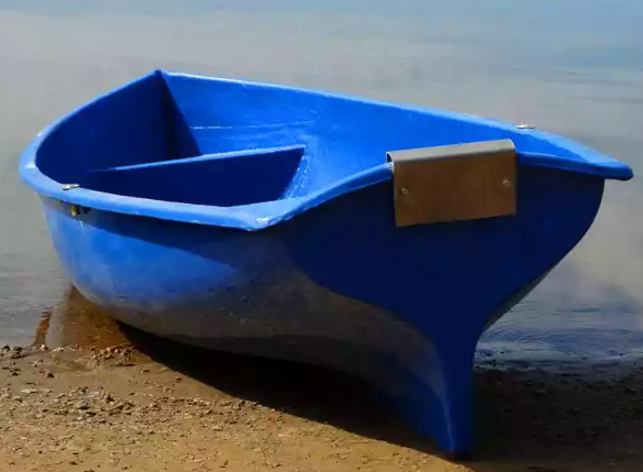 Стеклопластиковая лодка Омуль в Петропавловске-Камчатском