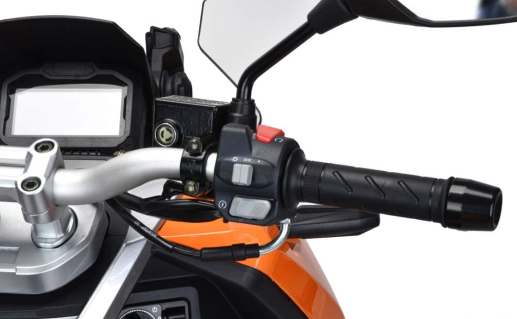 Скутер MOTOLAND (МОТОЛЕНД) T-MAX 150 в Петропавловске-Камчатском