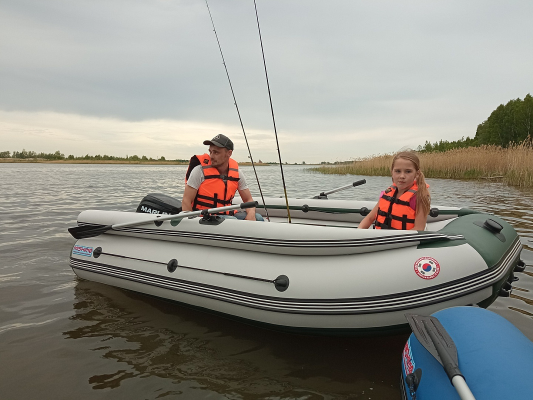 Лодка MISHIMO FAMILY LITE DF 400 в Петропавловске-Камчатском