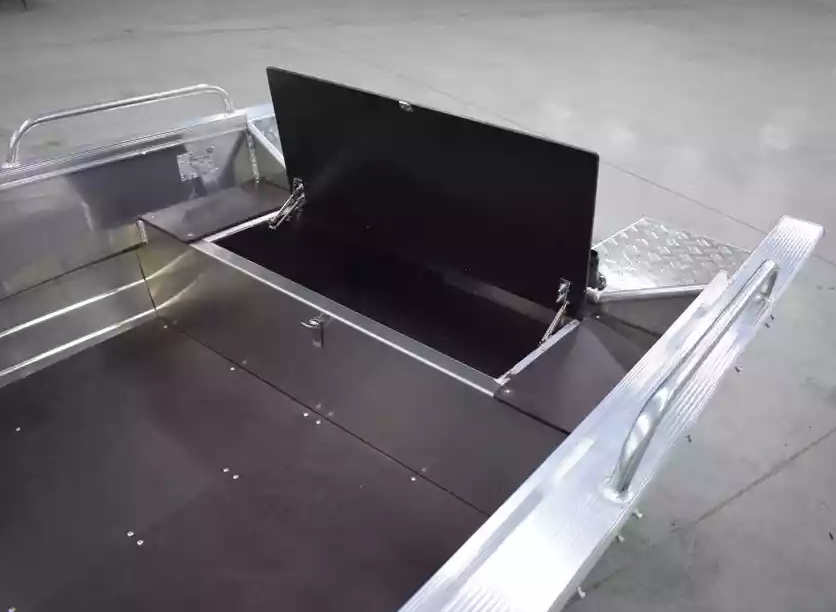 Алюминиевая лодка  Wyatboat-430 Р в Петропавловске-Камчатском