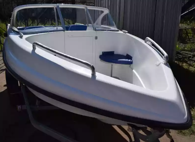 Стеклопластиковый катер Neman-450 Open в Петропавловске-Камчатском