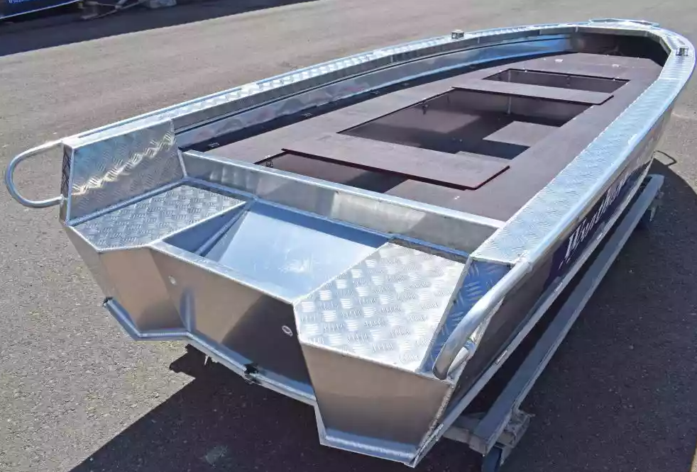 Алюминиевая лодка Wyatboat-390РМ в Петропавловске-Камчатском