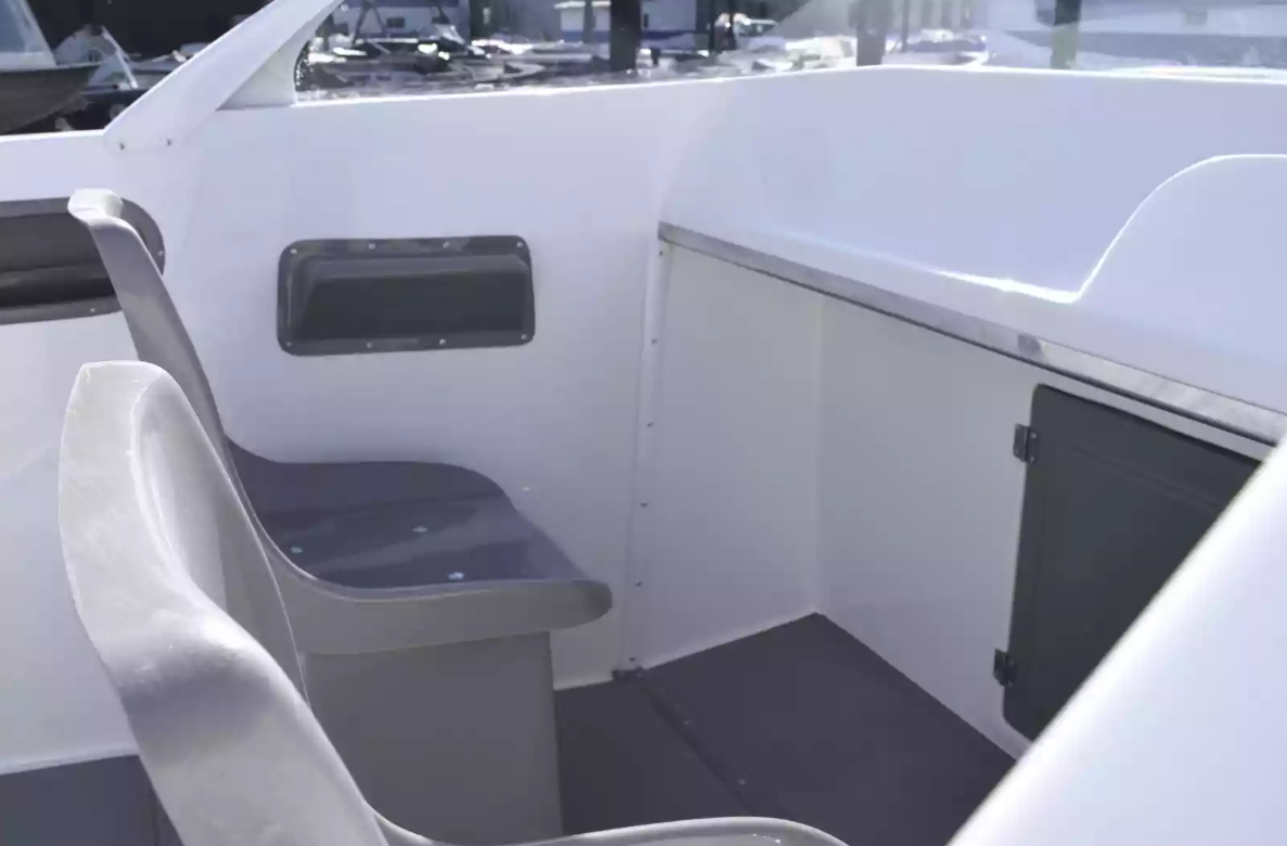 Комбинированный катер Neman-500 P в Петропавловске-Камчатском