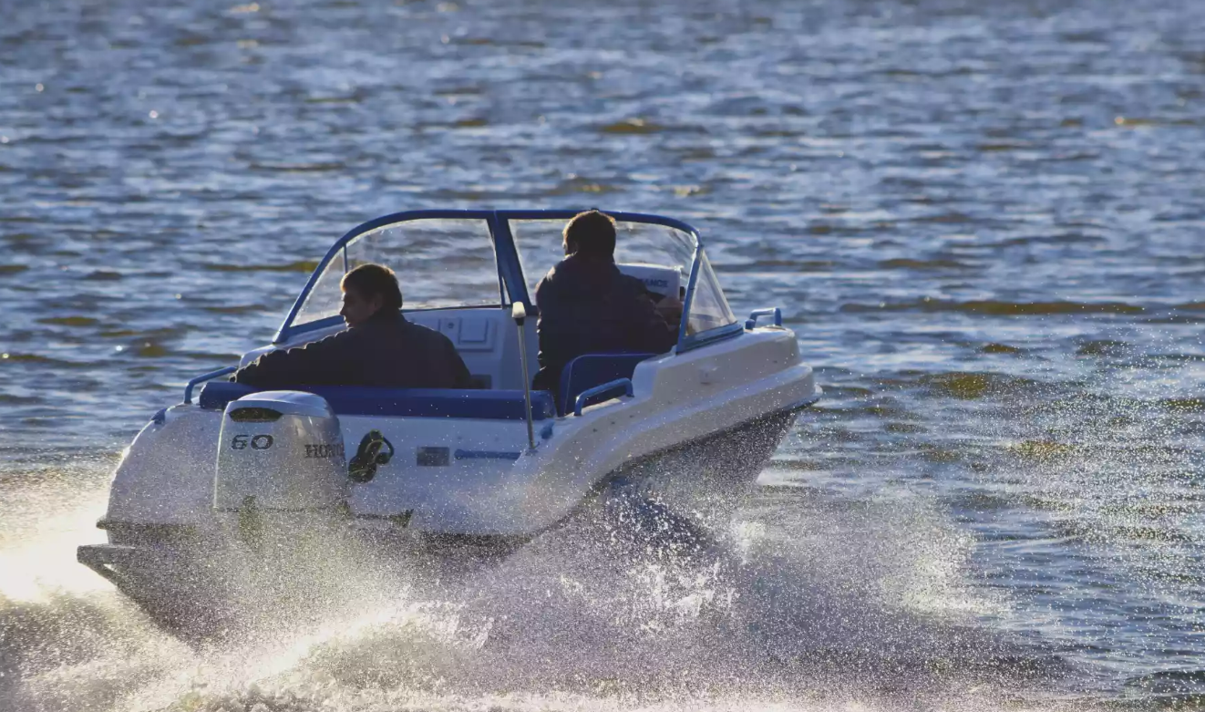 Комбинированный катер Neman-450 Open в Петропавловске-Камчатском