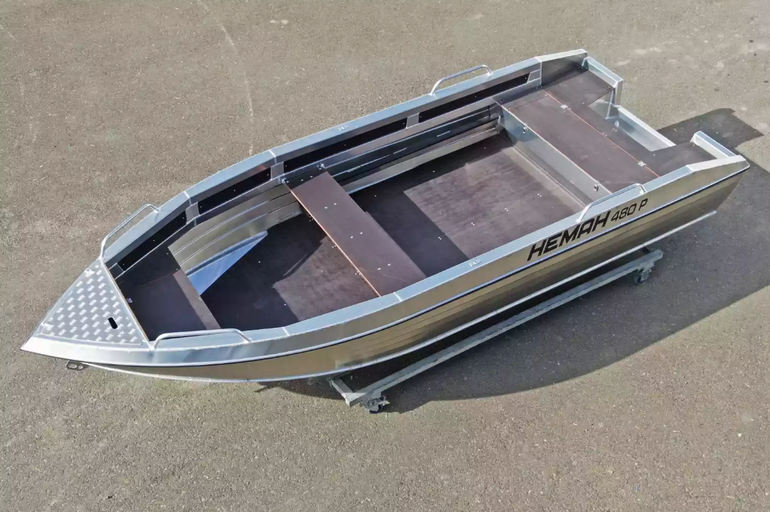 Алюминиевая лодка  Неман-480 Р в Петропавловске-Камчатском