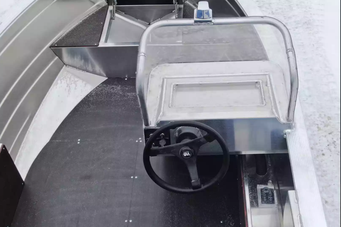 Алюминиевая лодка Неман-400 С в Петропавловске-Камчатском