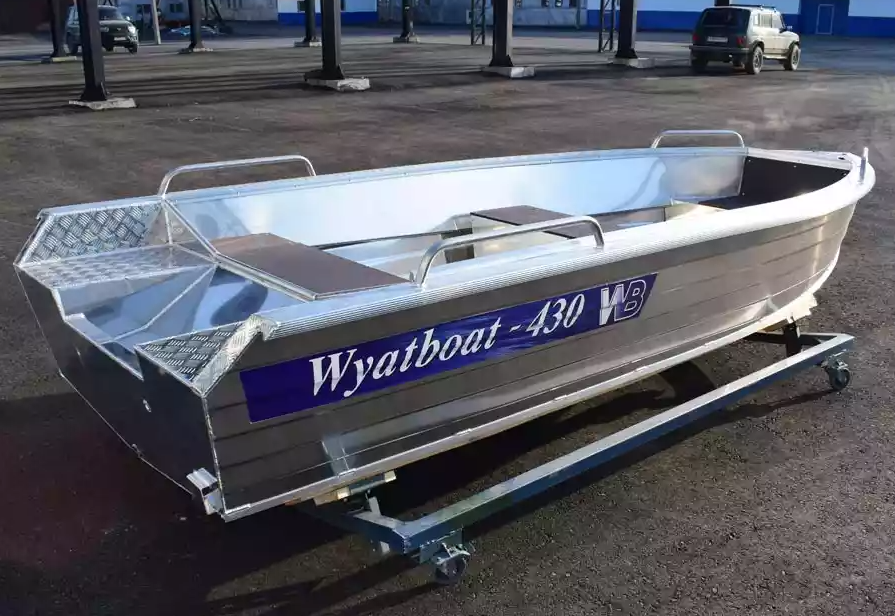 Алюминиевая лодка  Wyatboat-430 Р в Петропавловске-Камчатском