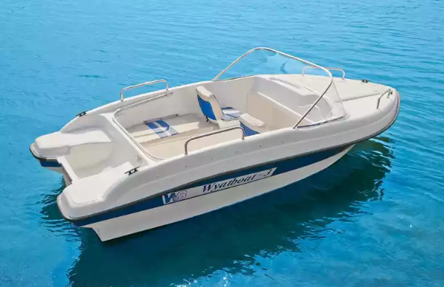 Стеклопластиковый катер Wyatboat-3 (c рундуками) в Петропавловске-Камчатском