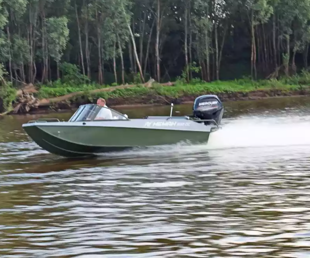 Алюминиевый катер Неман 500 DC водомёт в Петропавловске-Камчатском