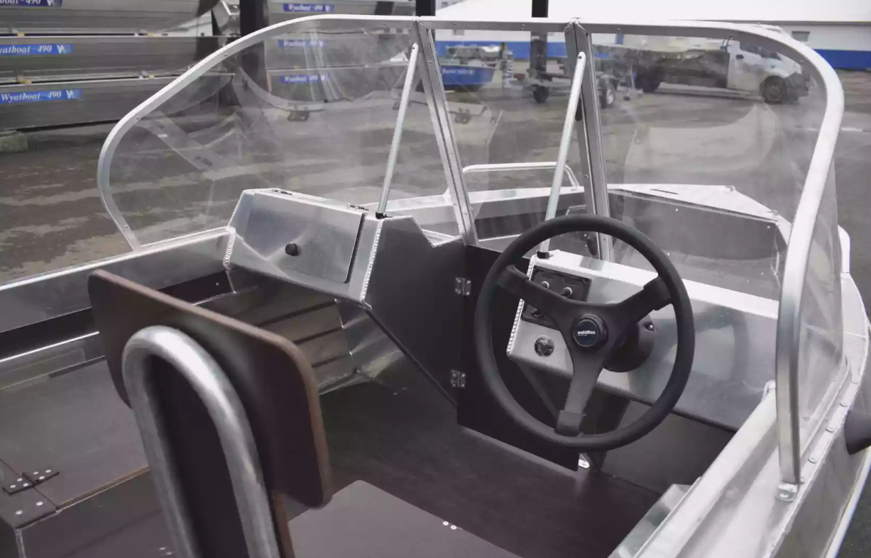 Алюминиевый катер Neman-400 DC в Петропавловске-Камчатском