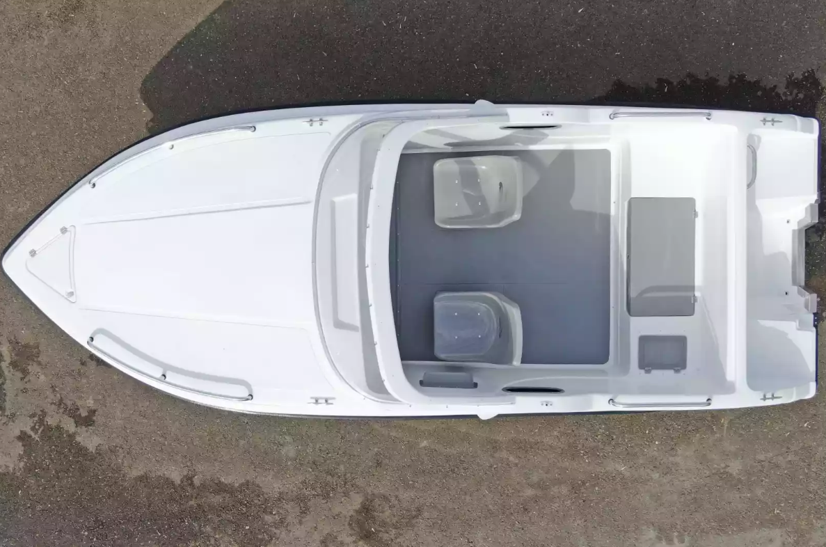 Комбинированный катер Neman-500 P в Петропавловске-Камчатском