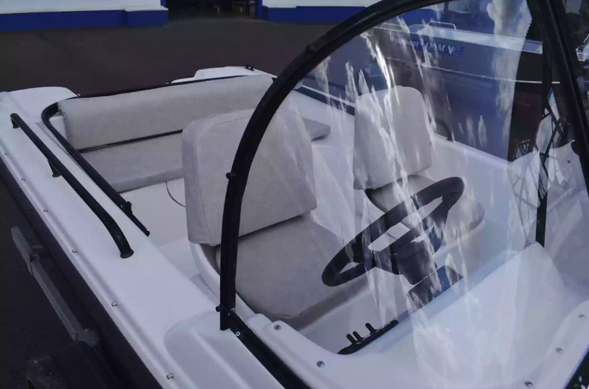 Комбинированный катер Wyatboat-430 DC в Петропавловске-Камчатском