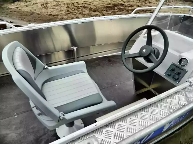 Алюминиевый катер Wyatboat-460 C в Петропавловске-Камчатском