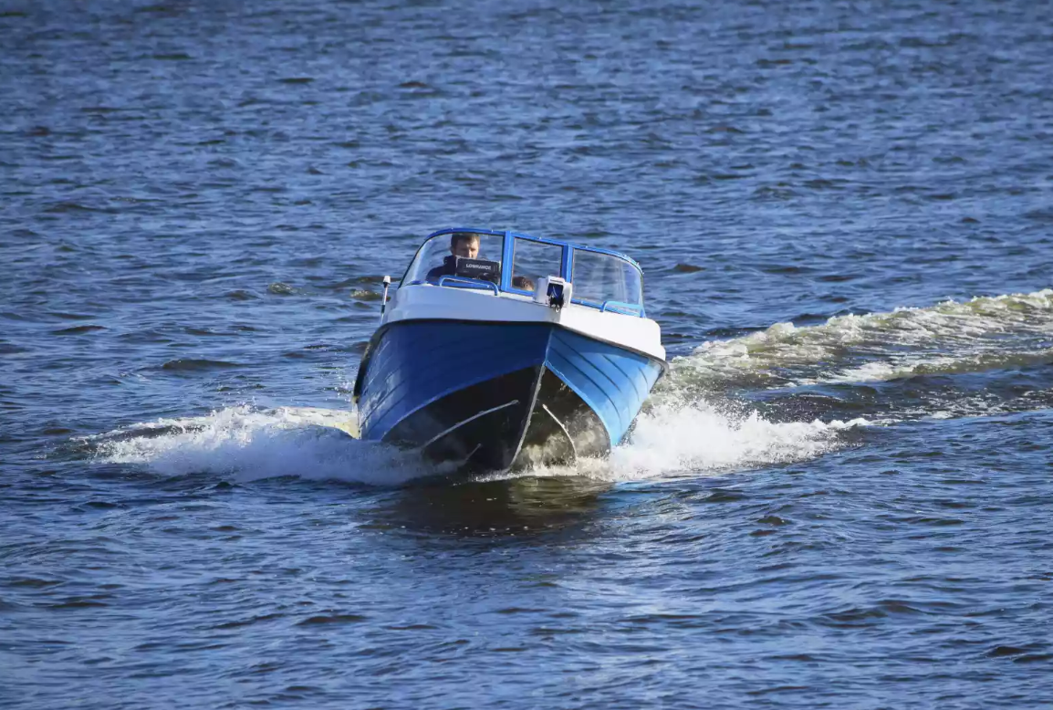 Комбинированный катер Neman-450 Open в Петропавловске-Камчатском