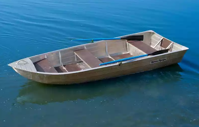 Алюминиевая лодка Вятка-Профи 32 в Петропавловске-Камчатском