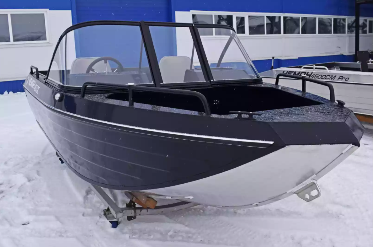 Алюминиевый катер Неман-450 DC в Петропавловске-Камчатском