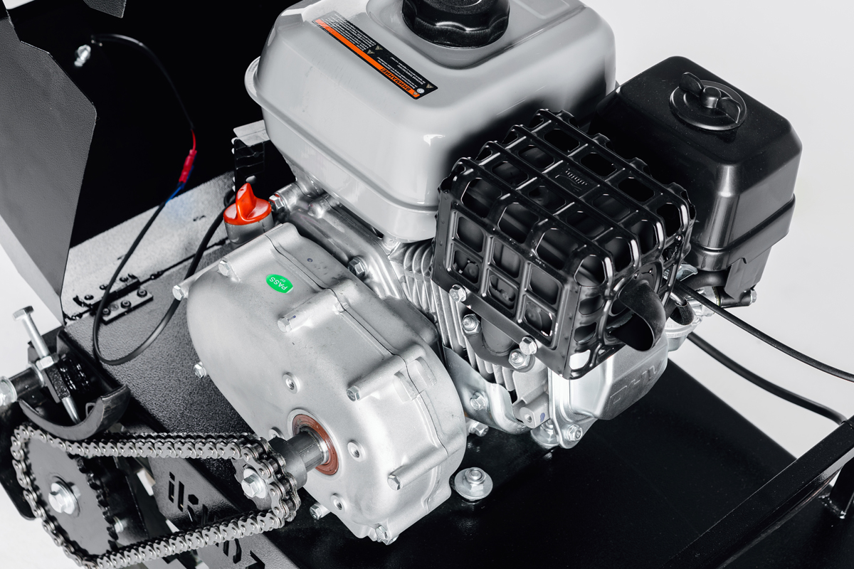 МОТОБУКСИРОВЩИК IKUDZO 1100/380 К8 в Петропавловске-Камчатском