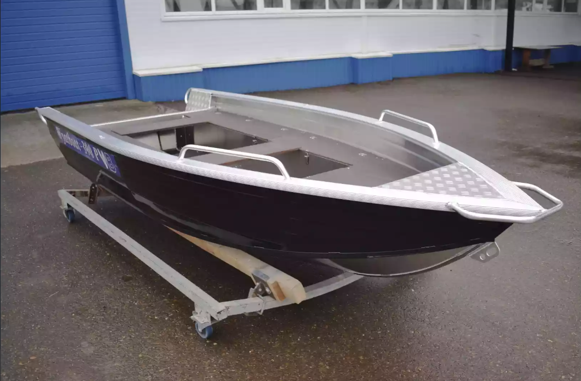 Алюминиевая лодка Wyatboat-390РМ в Петропавловске-Камчатском