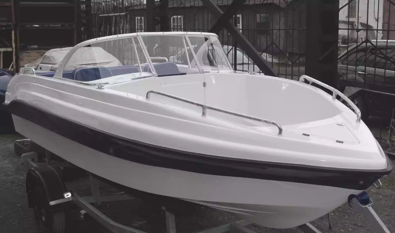 Стеклопластиковый катер Neman-500 Open в Петропавловске-Камчатском