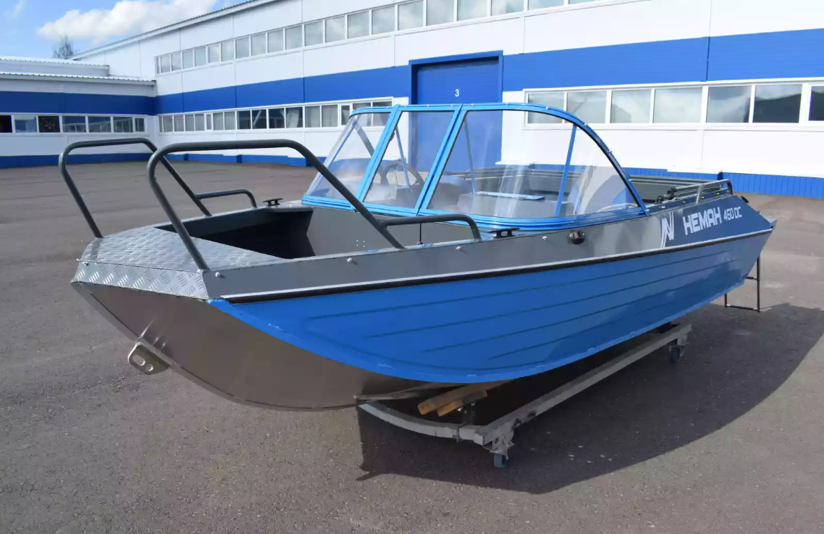 Алюминиевый катер Неман-450 DC в Петропавловске-Камчатском