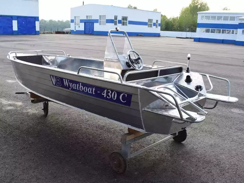 Алюминиевый катер Wyatboat-430 C в Петропавловске-Камчатском