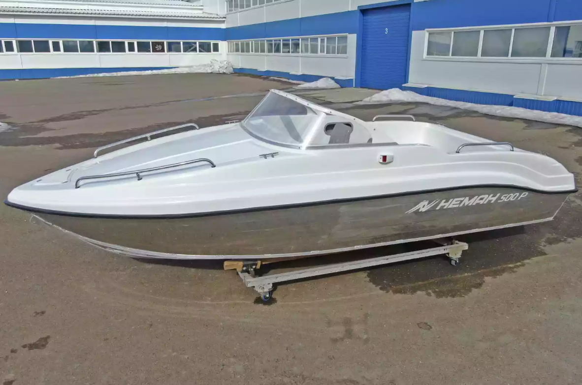 Комбинированный катер Neman-500 P в Петропавловске-Камчатском