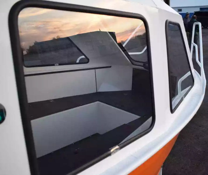 Алюминиевый катер Неман-500 (каютный) в Петропавловске-Камчатском