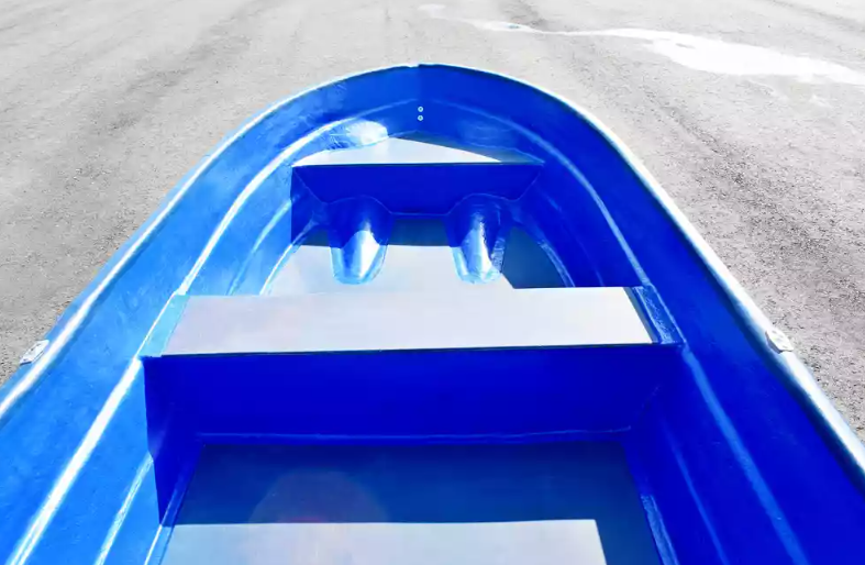 Стеклопластиковая лодка Neman-340 (тримаран) в Петропавловске-Камчатском