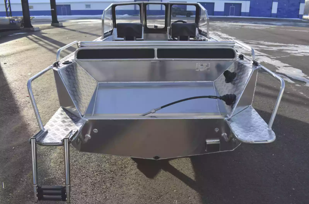 Алюминиевый катер Wyatboat-490 DCM Pro в Петропавловске-Камчатском