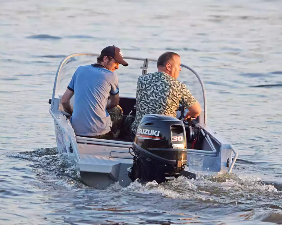 Алюминиевая лодка Wyatboat-390 DCM в Петропавловске-Камчатском