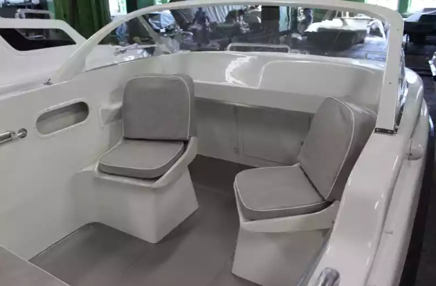 Стеклопластиковый катер Neman-500 Р в Петропавловске-Камчатском