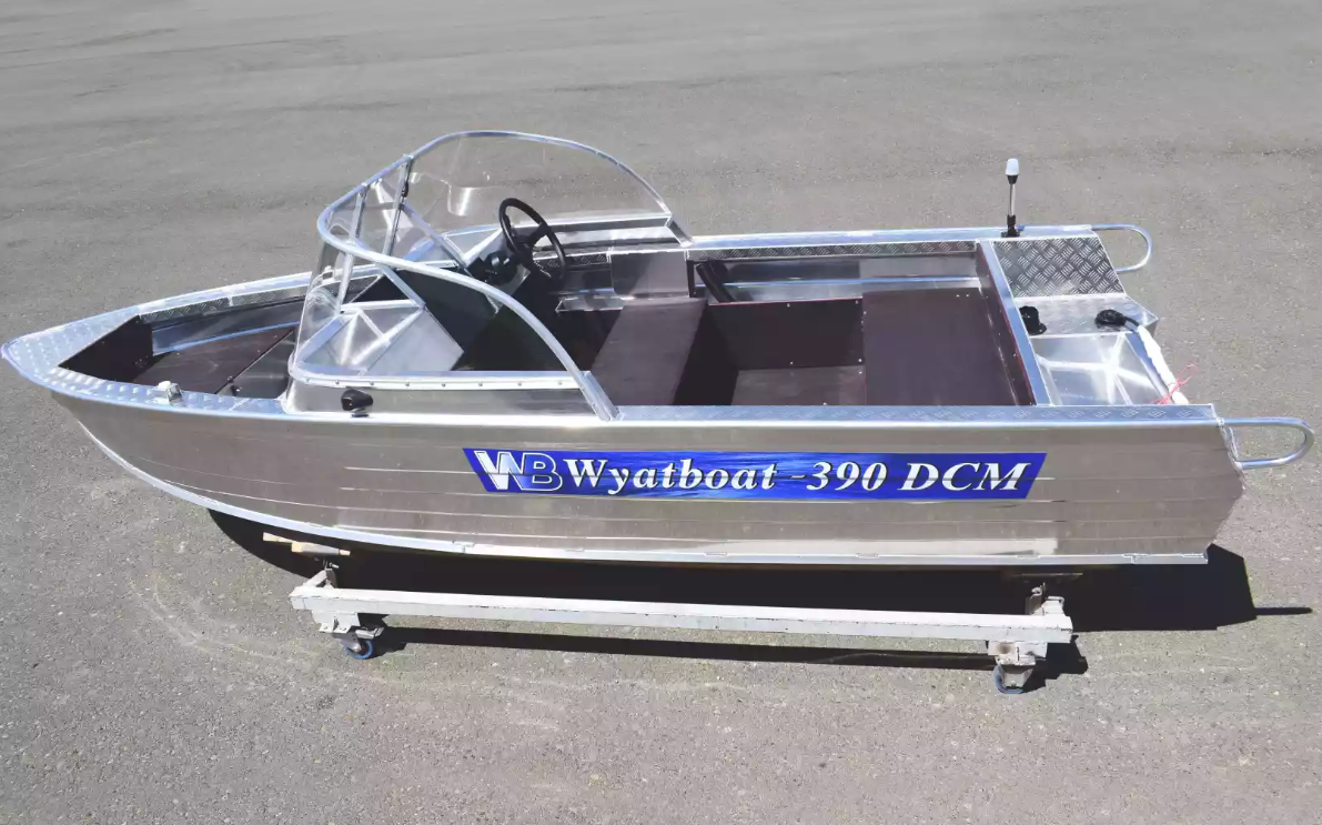 Алюминиевый катер Wyatboat-390 DCM в Петропавловске-Камчатском